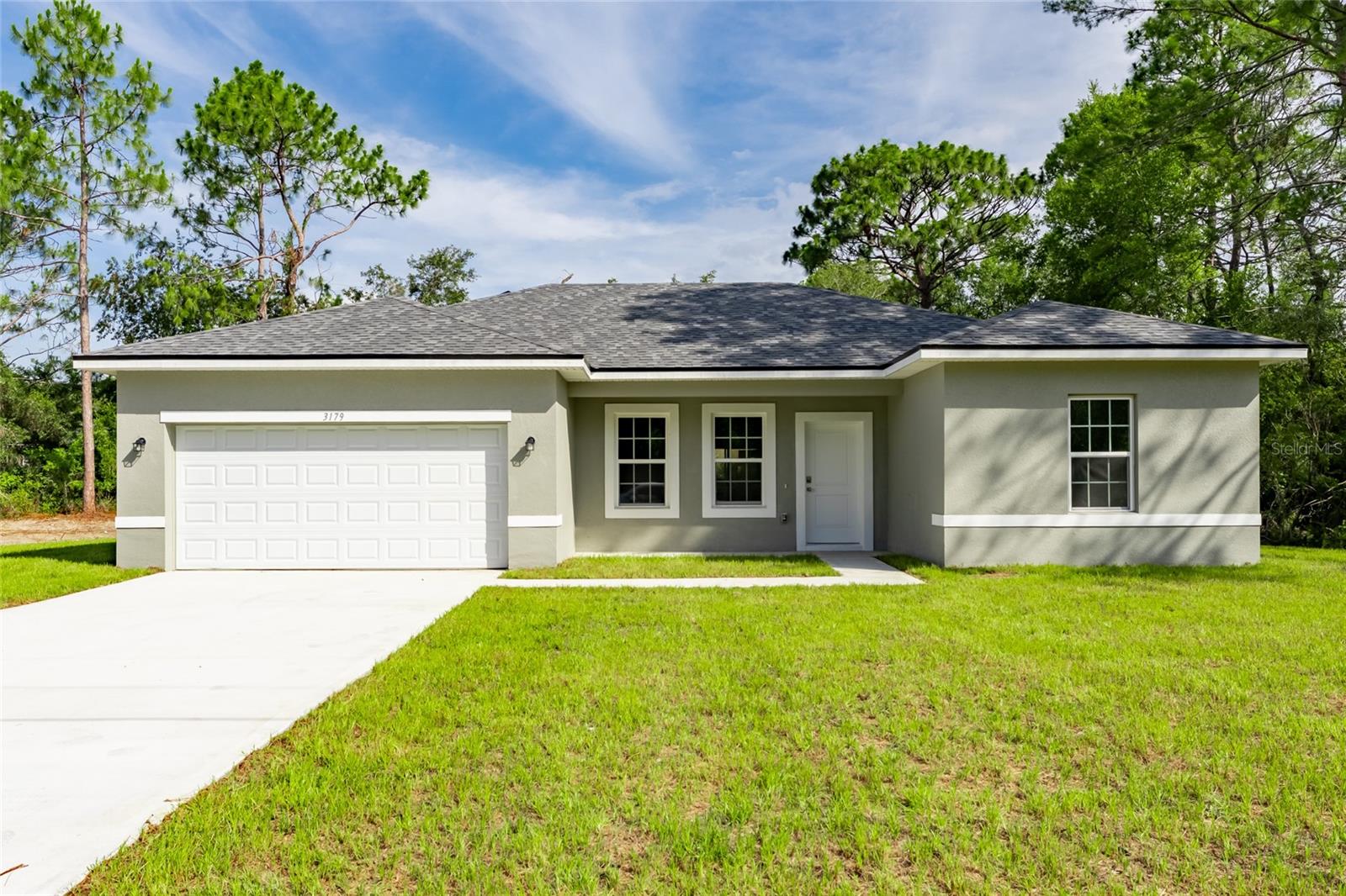 3179 W BARBERTON PL
