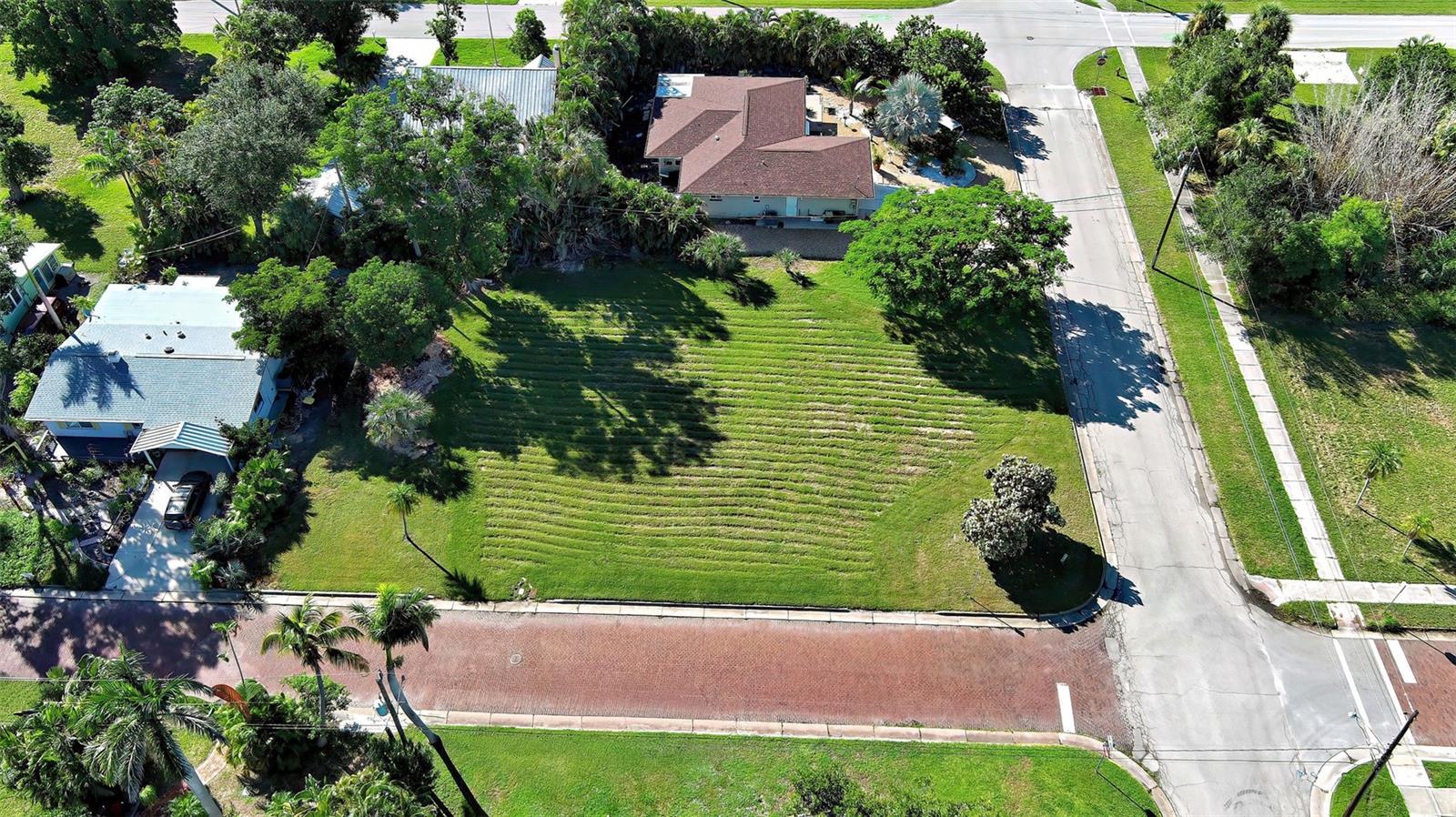 Land at 527 PALM AVE, PUNTA GORDA, photo 2 of 13