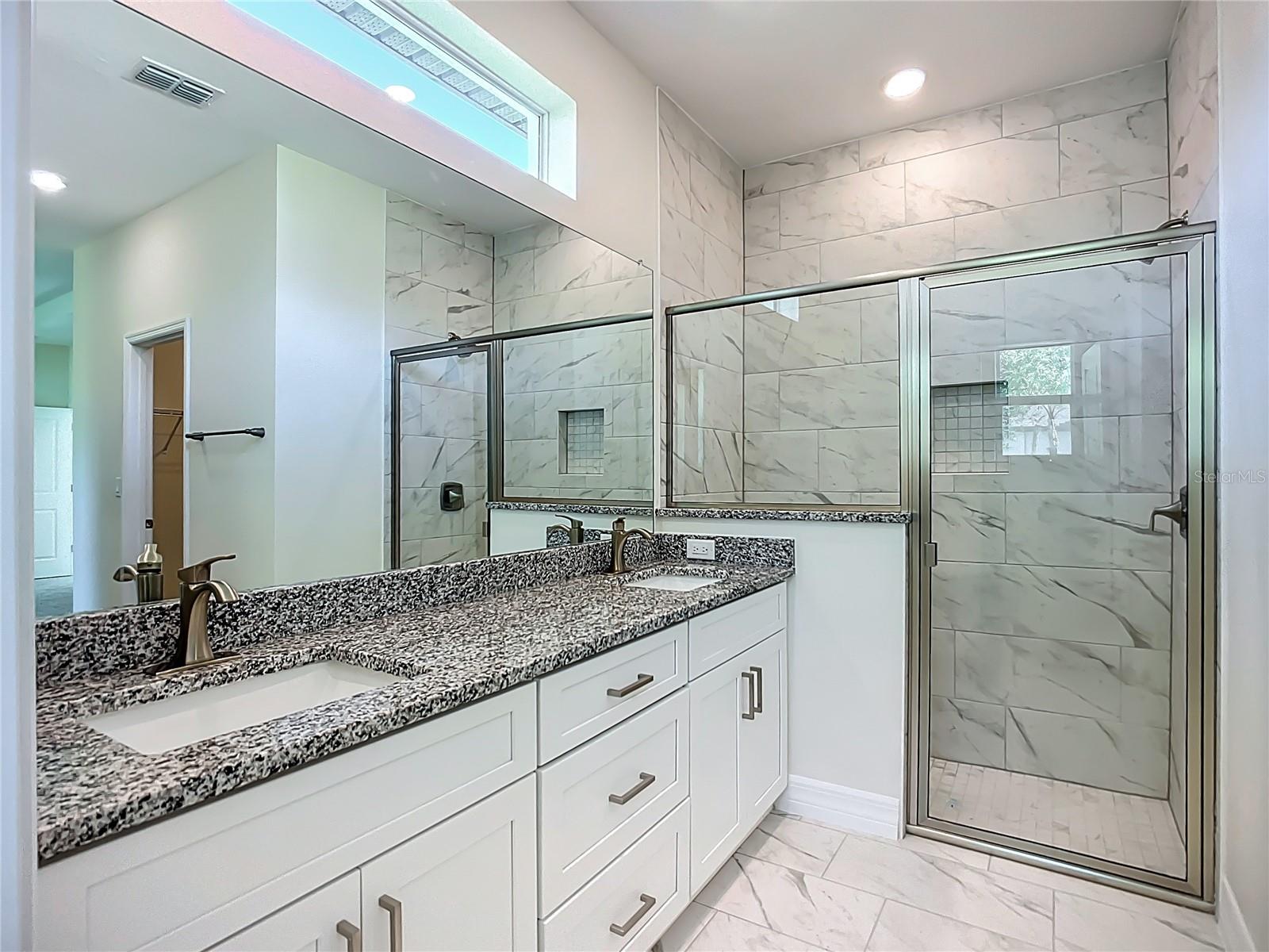 Single Family Residence at 1529 GERANIUM AVE, NORTH PORT, photo 9 of 23