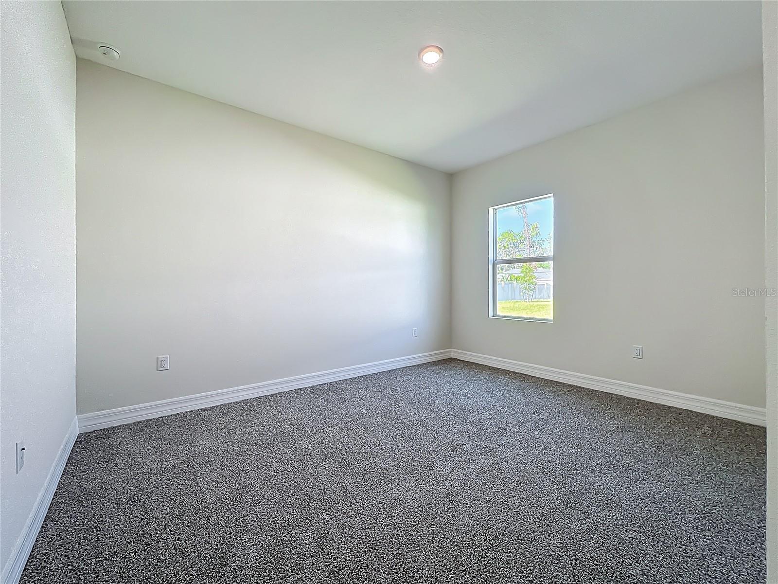 Single Family Residence at 1529 GERANIUM AVE, NORTH PORT, photo 12 of 23