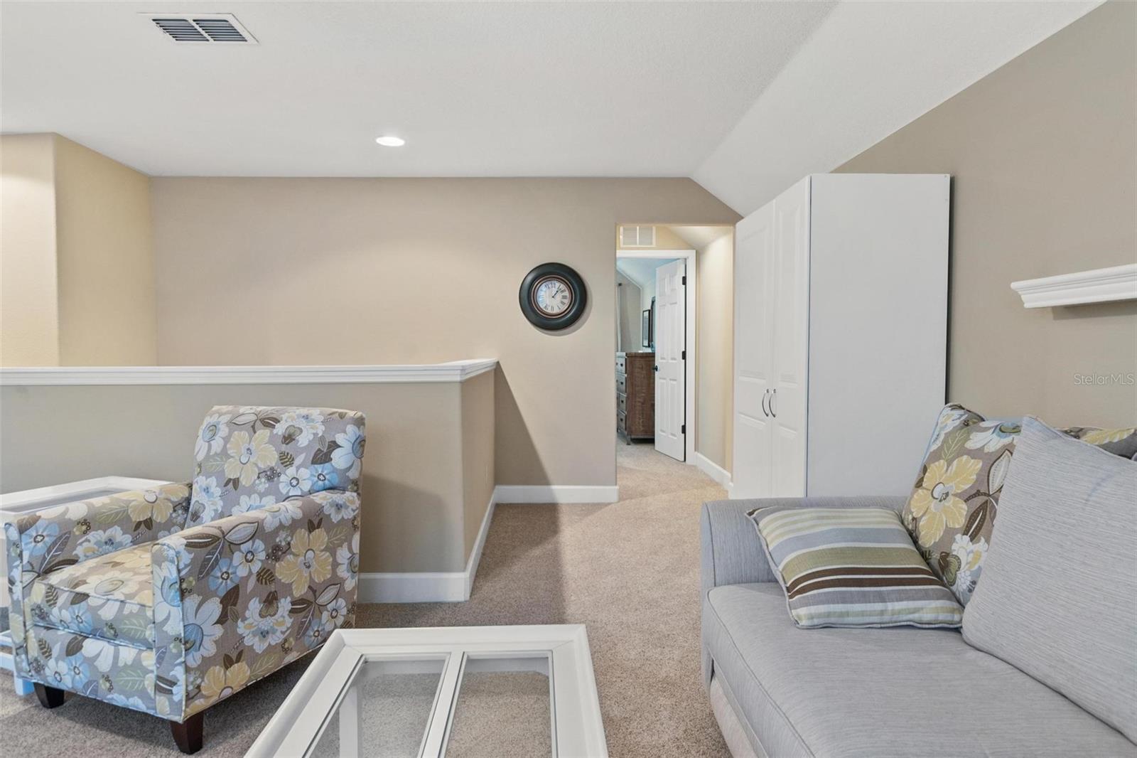Upstairs Bonun Room - 507 CADIZ DR, DAVENPORT