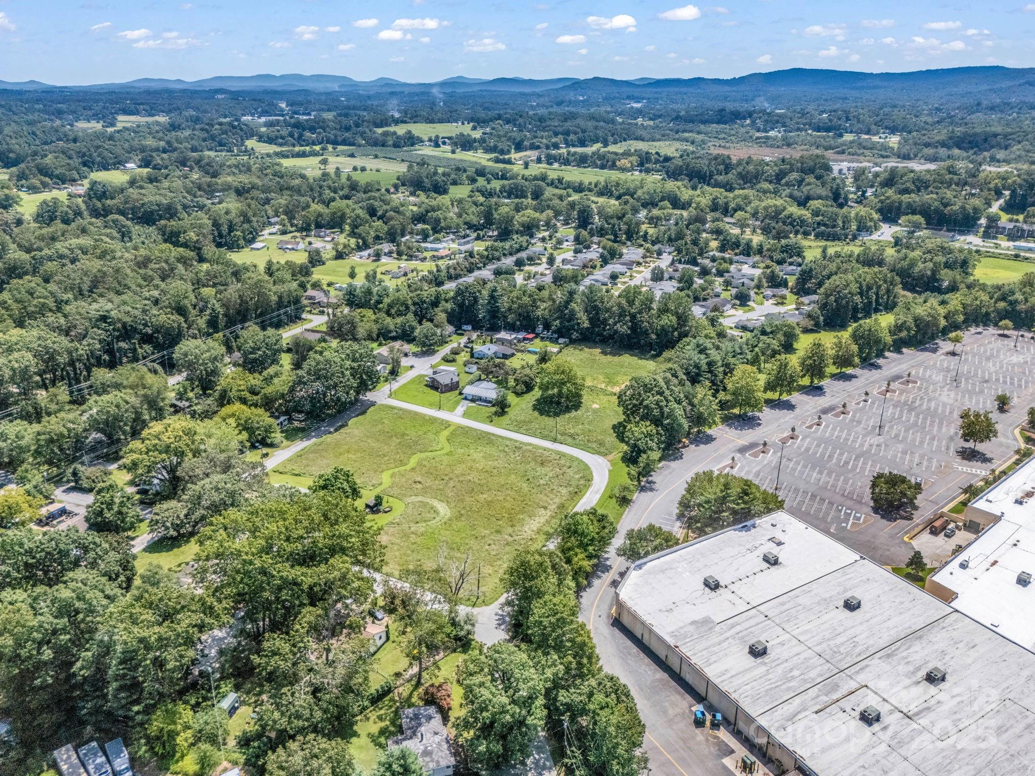 Lot at 410 Freeman Street, Hendersonville, photo 8 of 28