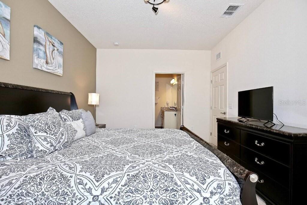 Townhouse at 8905 SHINE DR, KISSIMMEE, photo 15 of 24