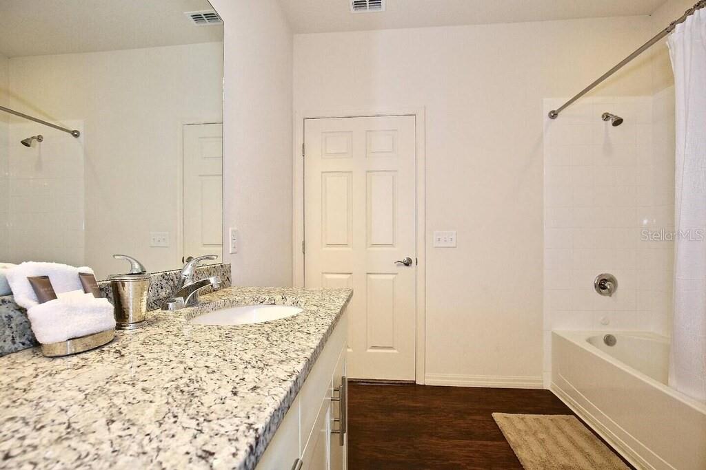 Townhouse at 8905 SHINE DR, KISSIMMEE, photo 23 of 24