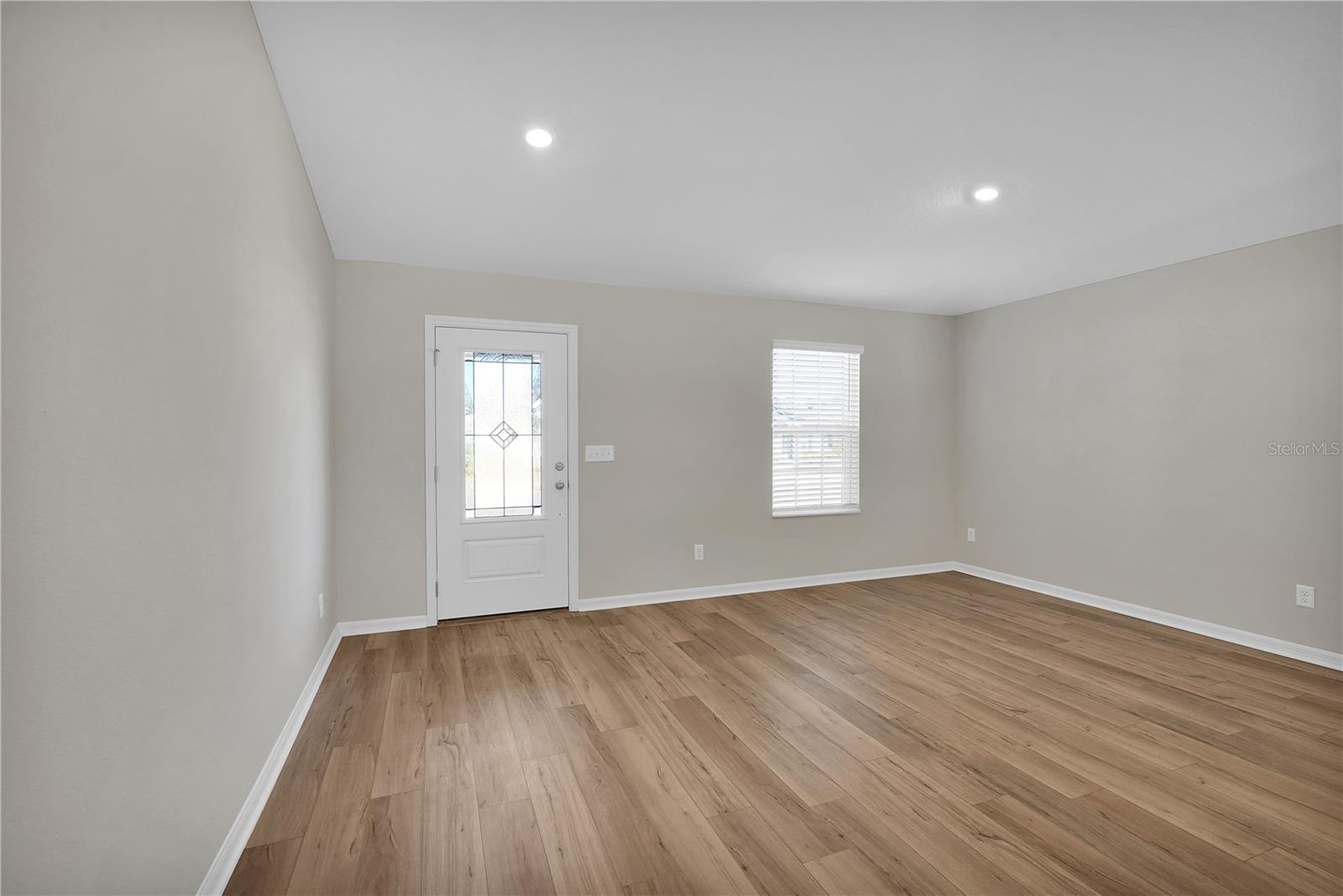 Single Family Residence at 27 PRINCE KAAREL LN, PALM COAST, photo 2 of 18