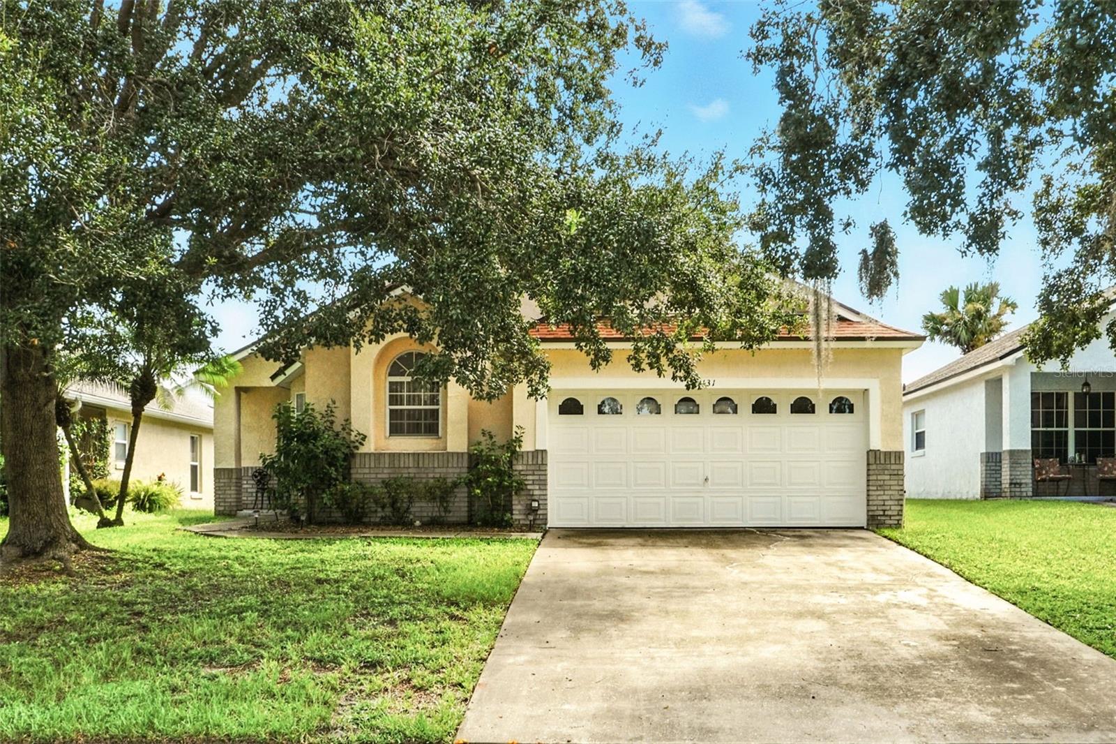 Single Family Residence at 131 S ROMA WAY, KISSIMMEE, photo 2 of 43