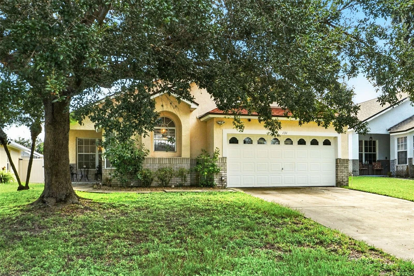 Single Family Residence at 131 S ROMA WAY, KISSIMMEE, photo 3 of 43