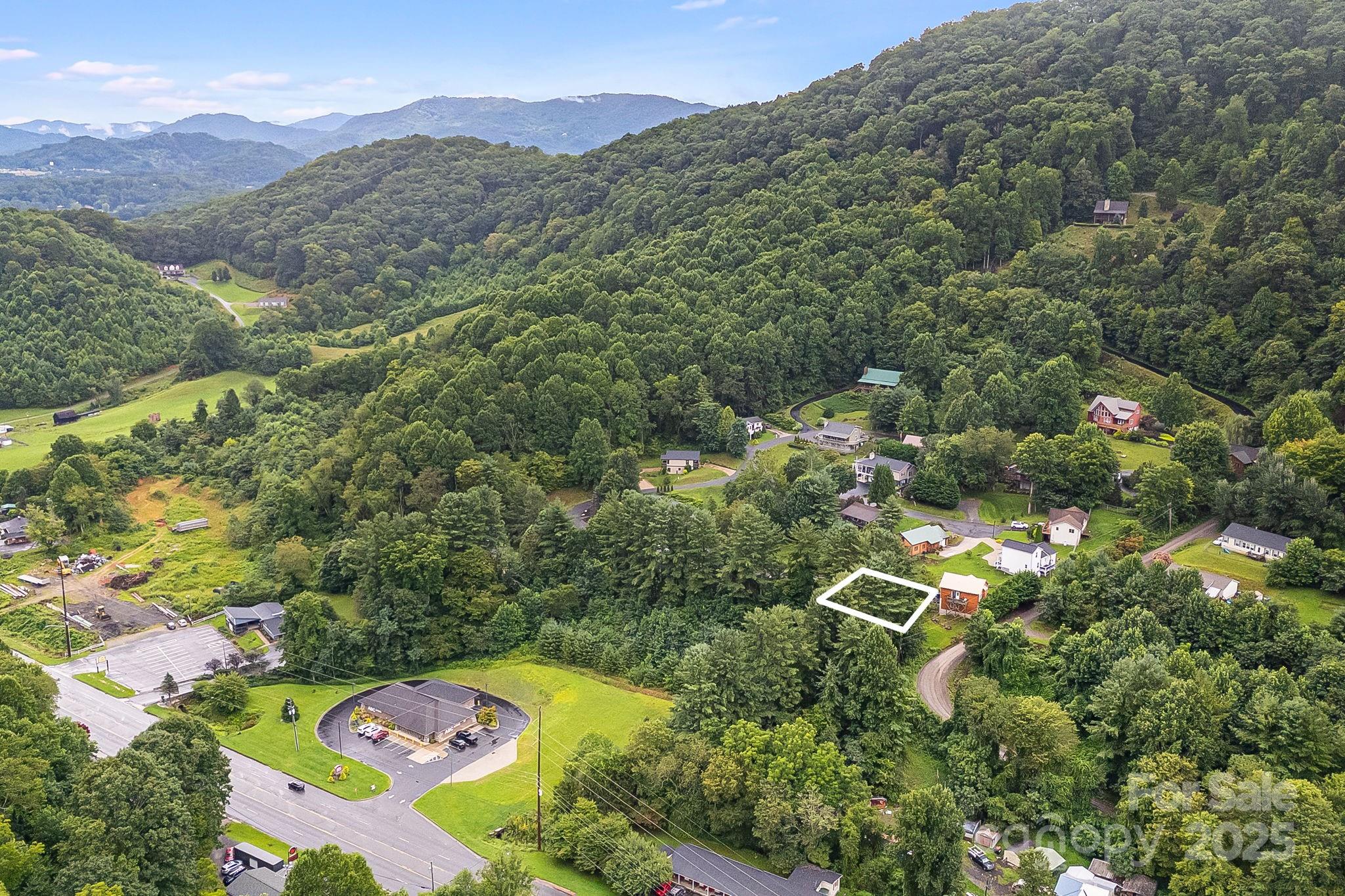 Lot at 9999 Whippoorwill Way, Waynesville, photo 2 of 27