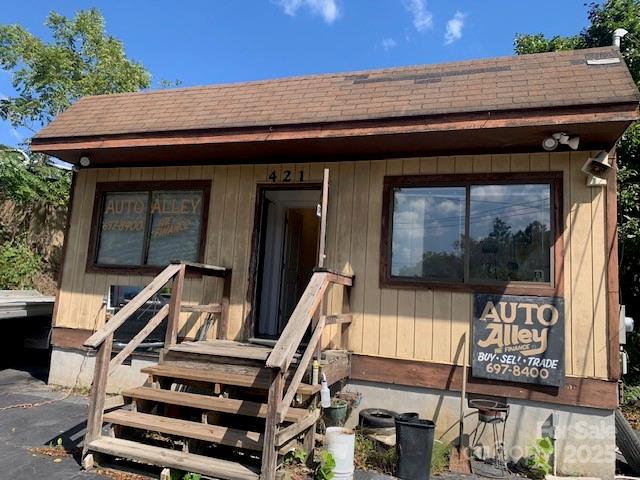 Showroom/Office at 421 S KING Street, Hendersonville, photo 5 of 13