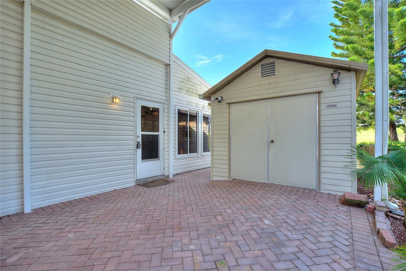 Washer/Dryer/Storage - 1144 DEER CREEK BLVD, DAVENPORT