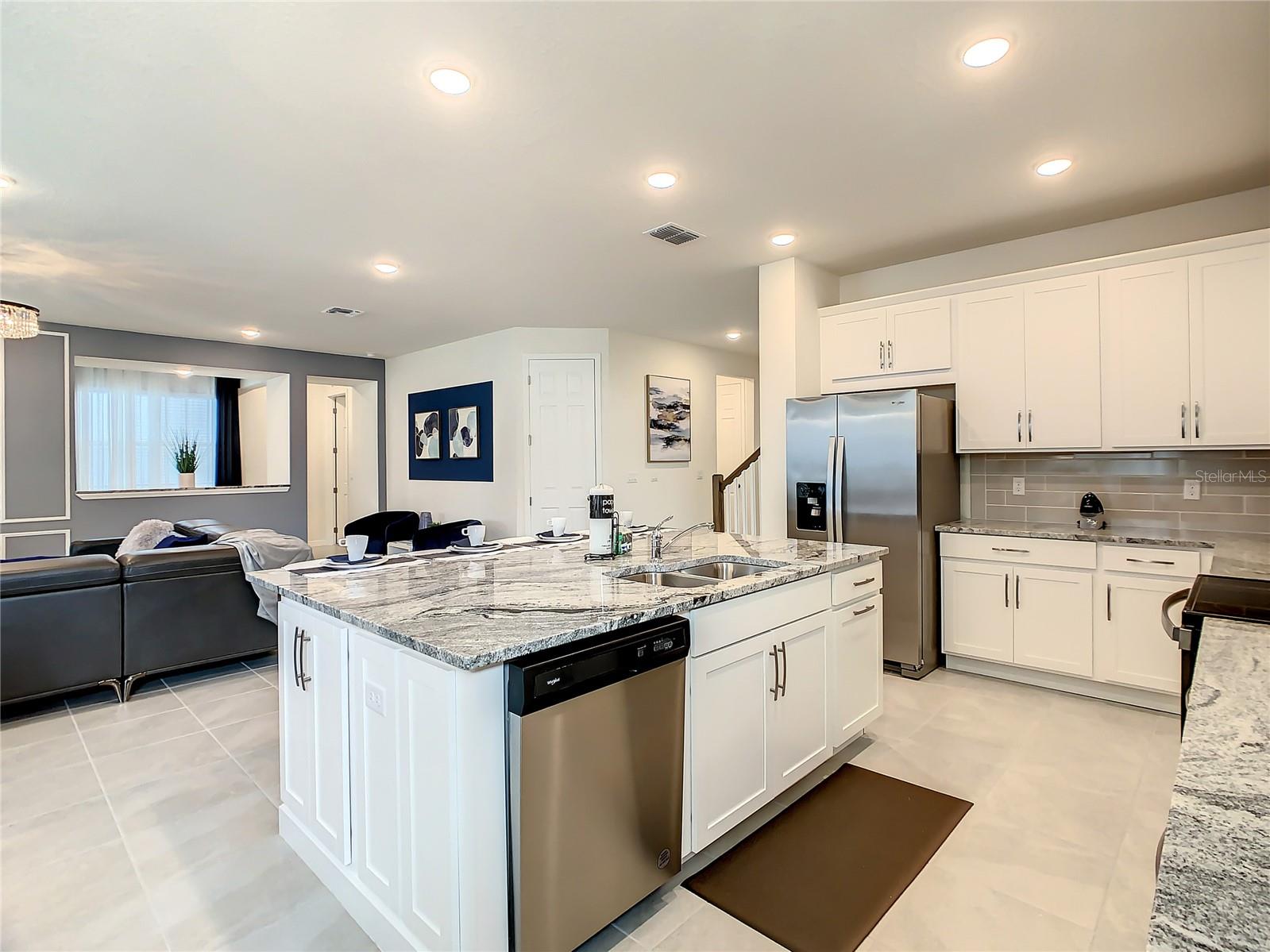 Single Family Residence at 8919 TROPICAL HAVEN CT, KISSIMMEE, photo 18 of 92