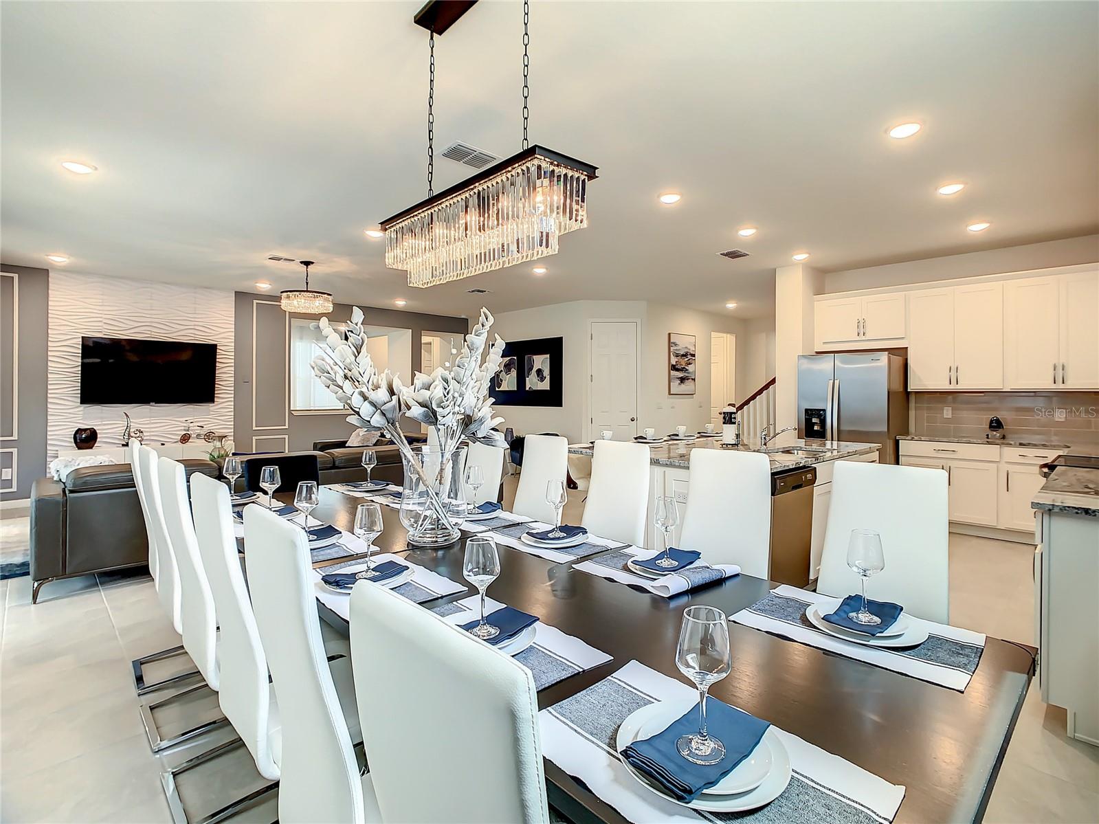 Single Family Residence at 8919 TROPICAL HAVEN CT, KISSIMMEE, photo 21 of 92