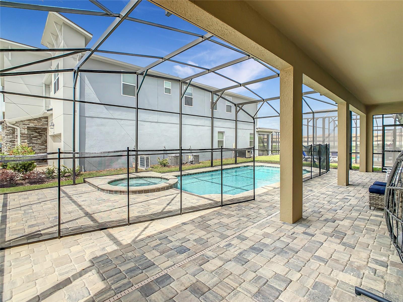 Single Family Residence at 8919 TROPICAL HAVEN CT, KISSIMMEE, photo 87 of 92