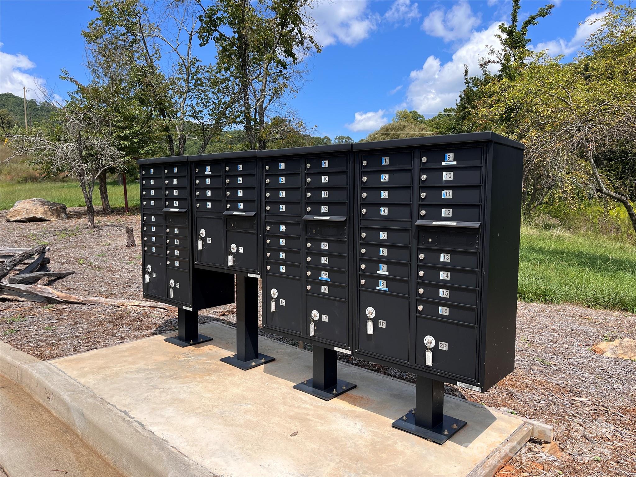 Community mail drop - 4 Summit View Drive, Canton