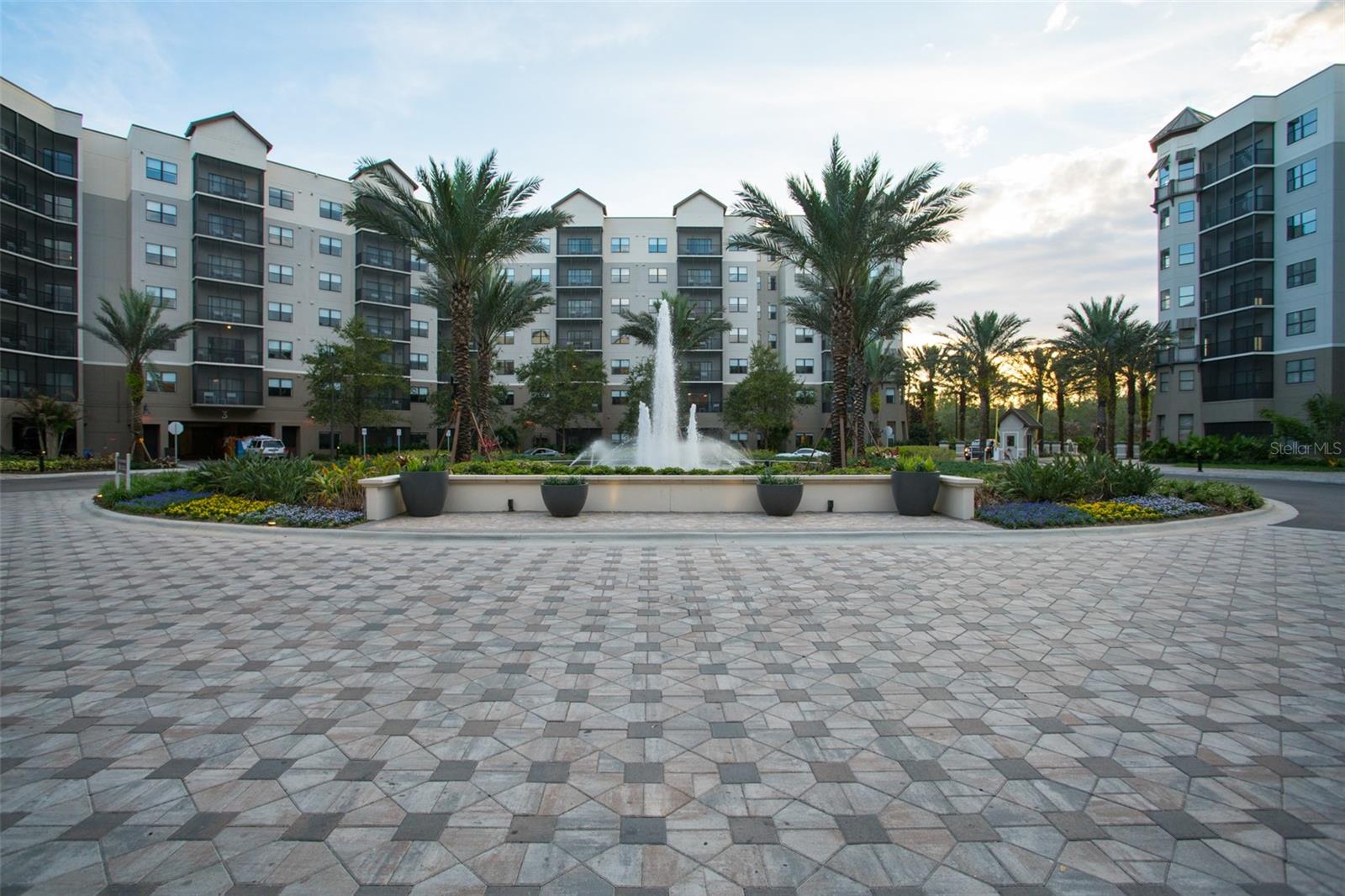 14501 GROVE RESORT AVE #2334