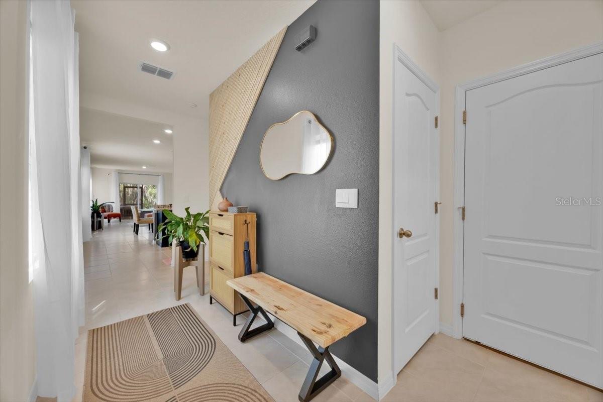 Entrance Hallway - 2497 RIBBON FALL AVE, DAVENPORT