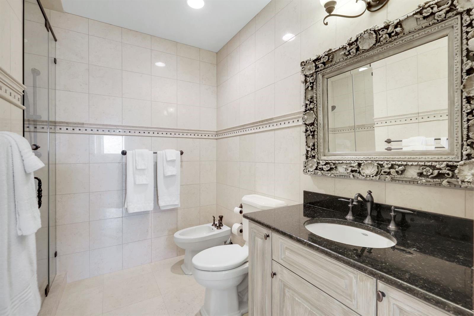 guest bathroom ensuite - 7159 MANASOTA KEY RD, ENGLEWOOD