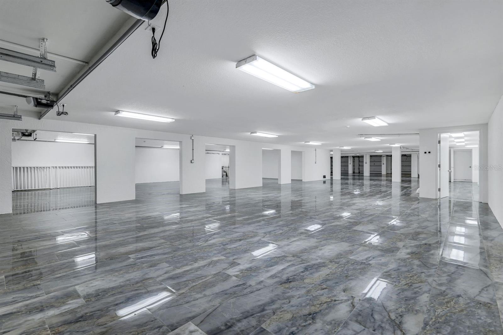 30 car garage - 7159 MANASOTA KEY RD, ENGLEWOOD