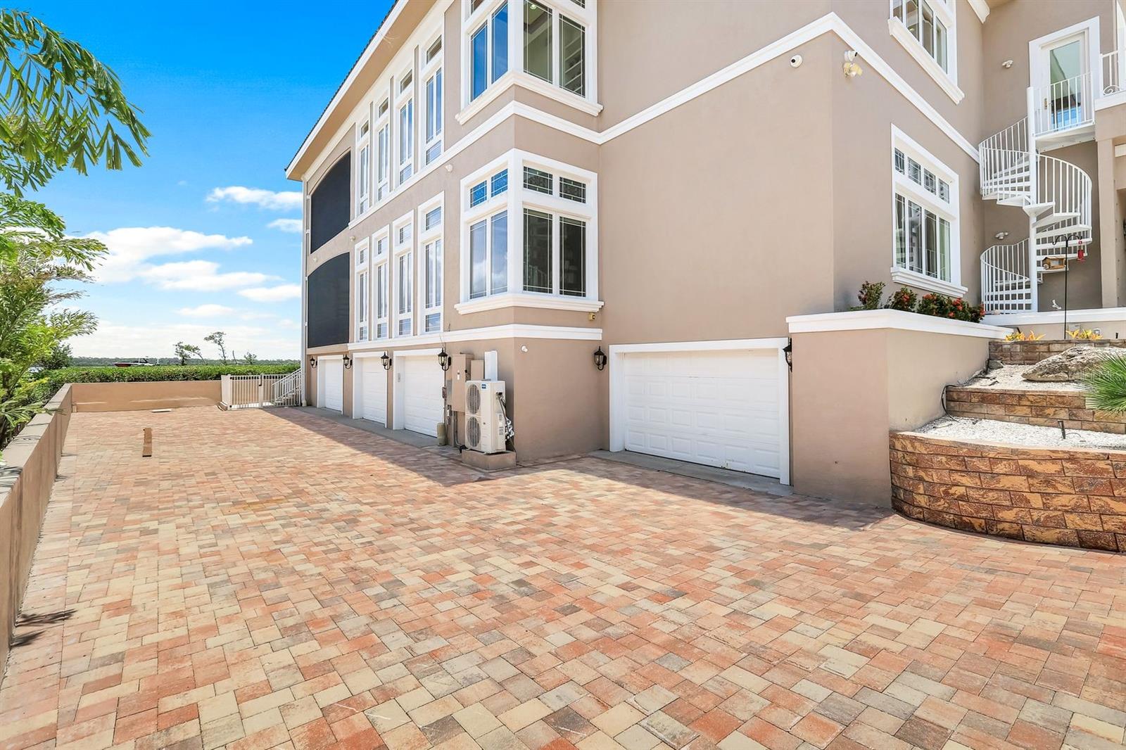 Entrrance view of garages - 7159 MANASOTA KEY RD, ENGLEWOOD