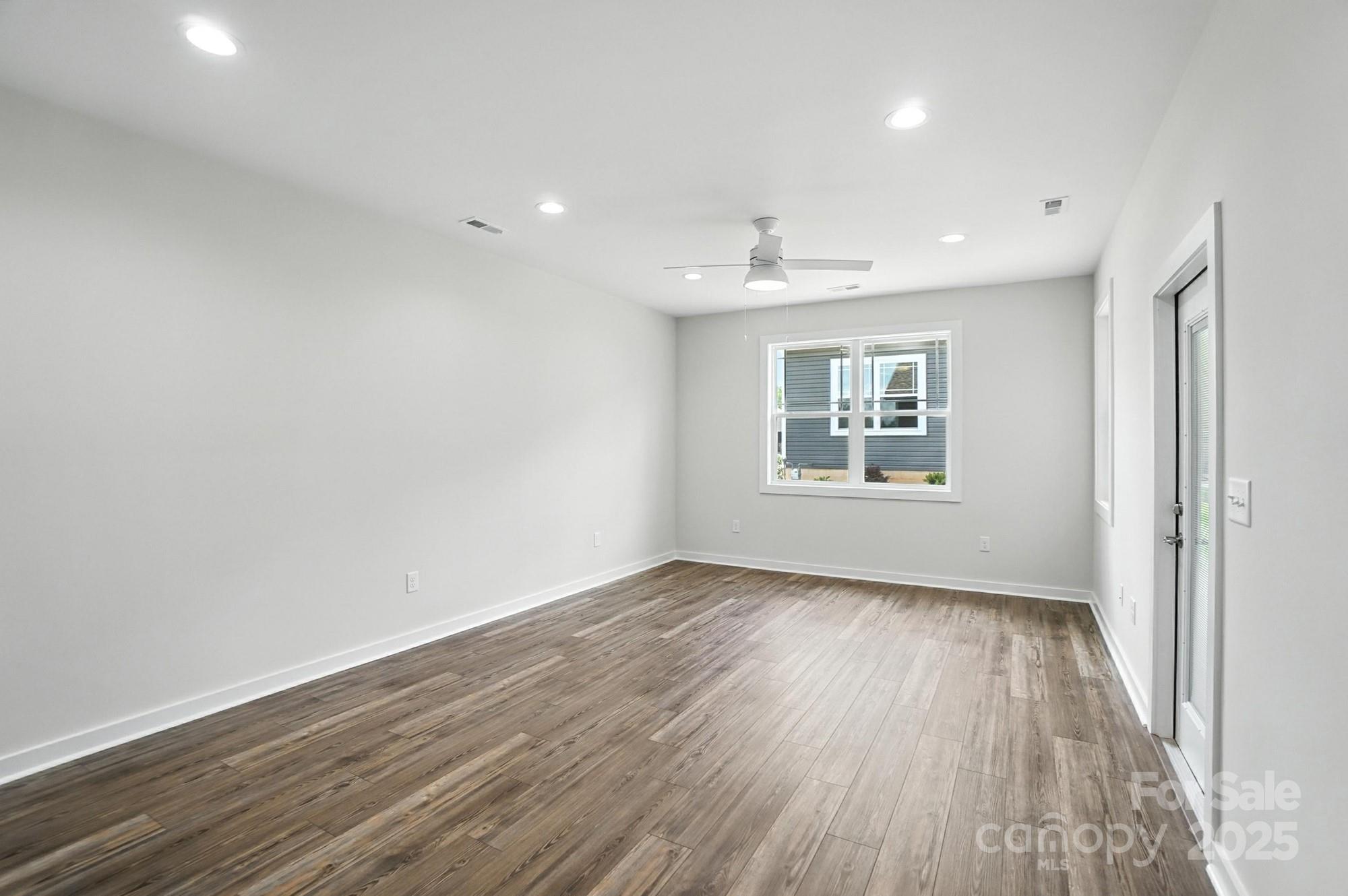 Townhouse at 1530 29th Street SE, Hickory, photo 15 of 37