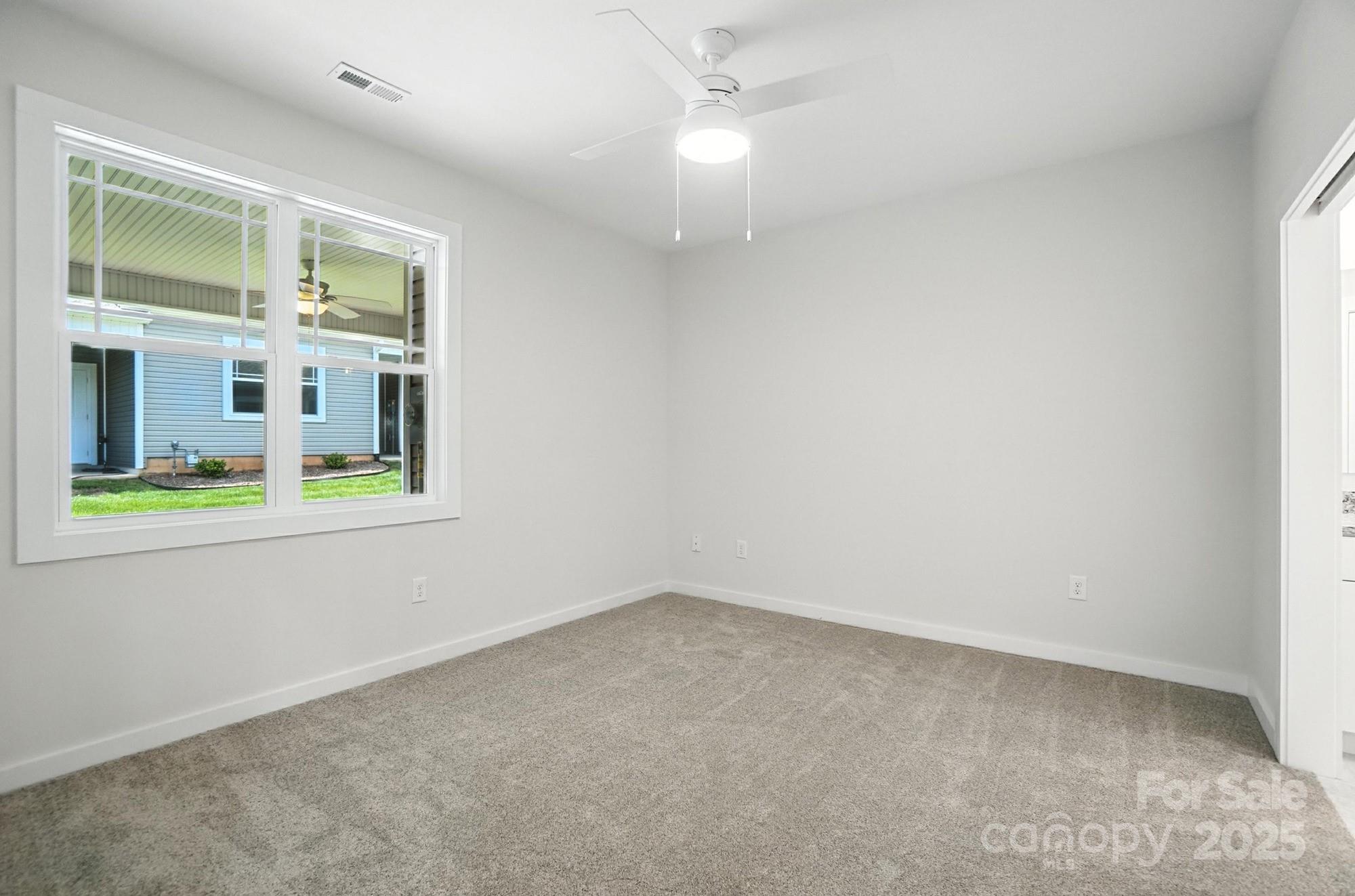Townhouse at 1530 29th Street SE, Hickory, photo 22 of 37
