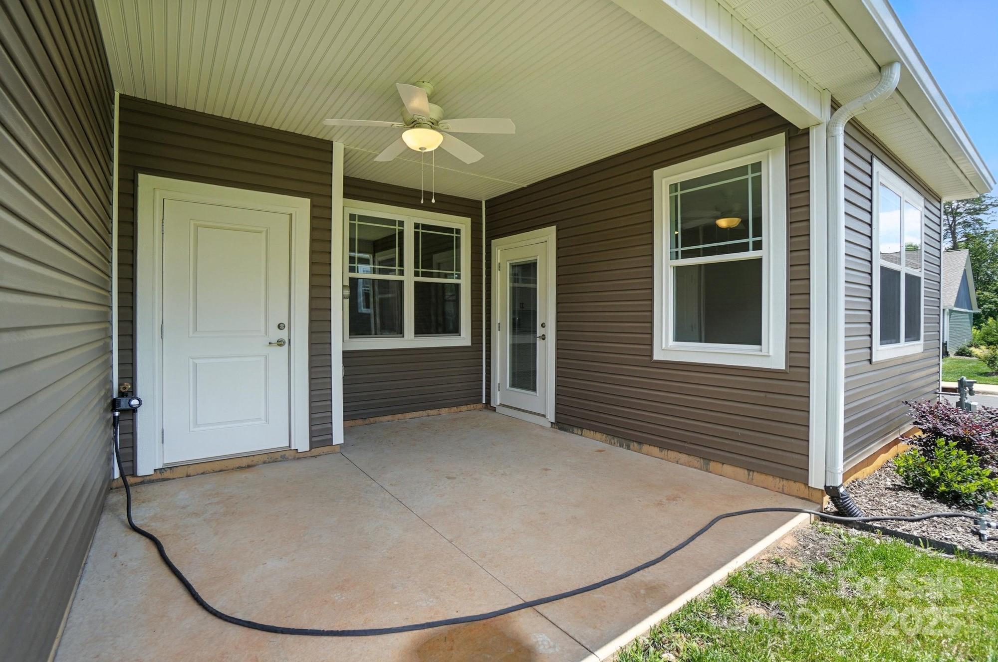 Townhouse at 1530 29th Street SE, Hickory, photo 37 of 37