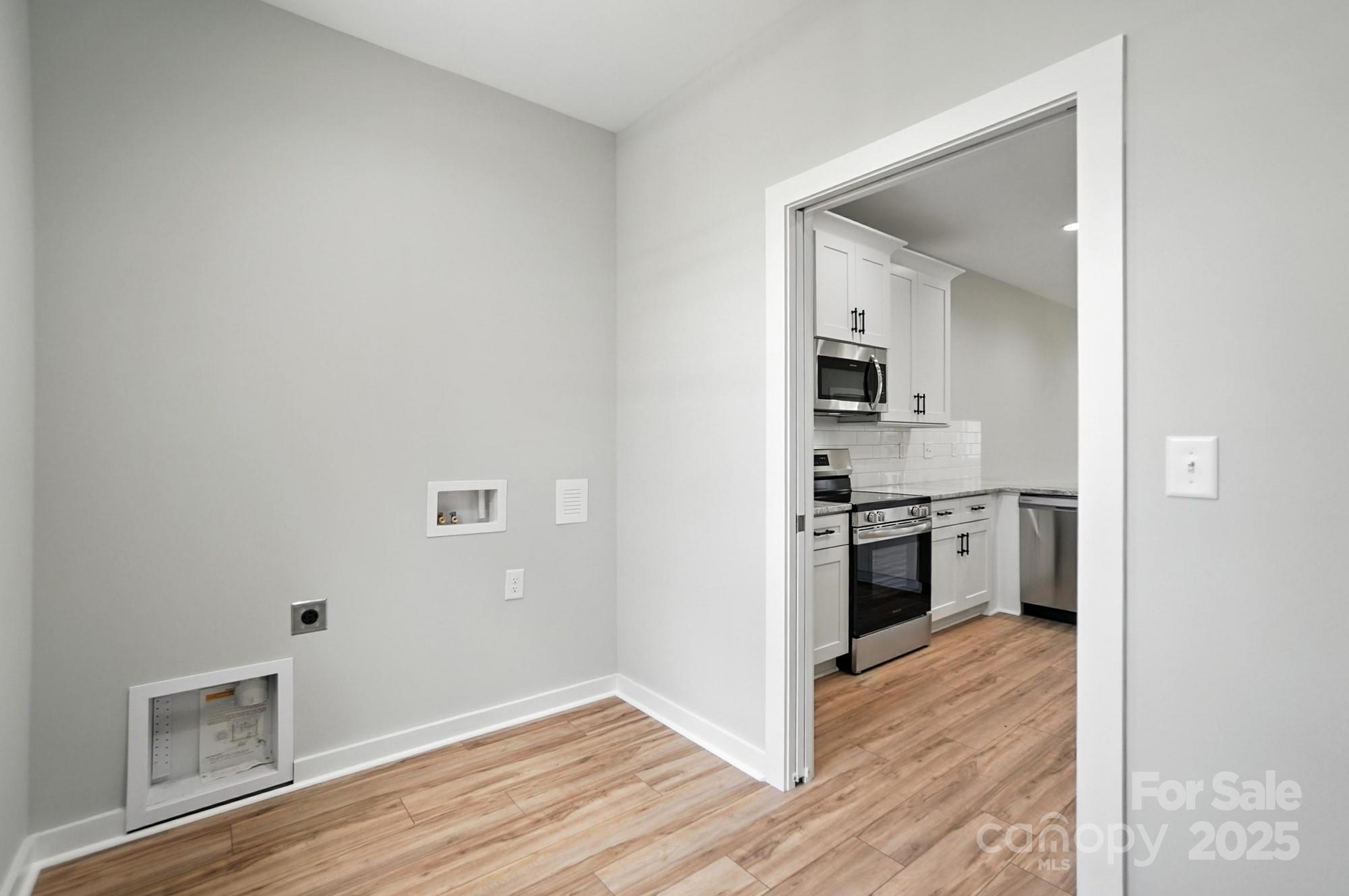 Townhouse at 1524 29th Street SE, Hickory, photo 17 of 41