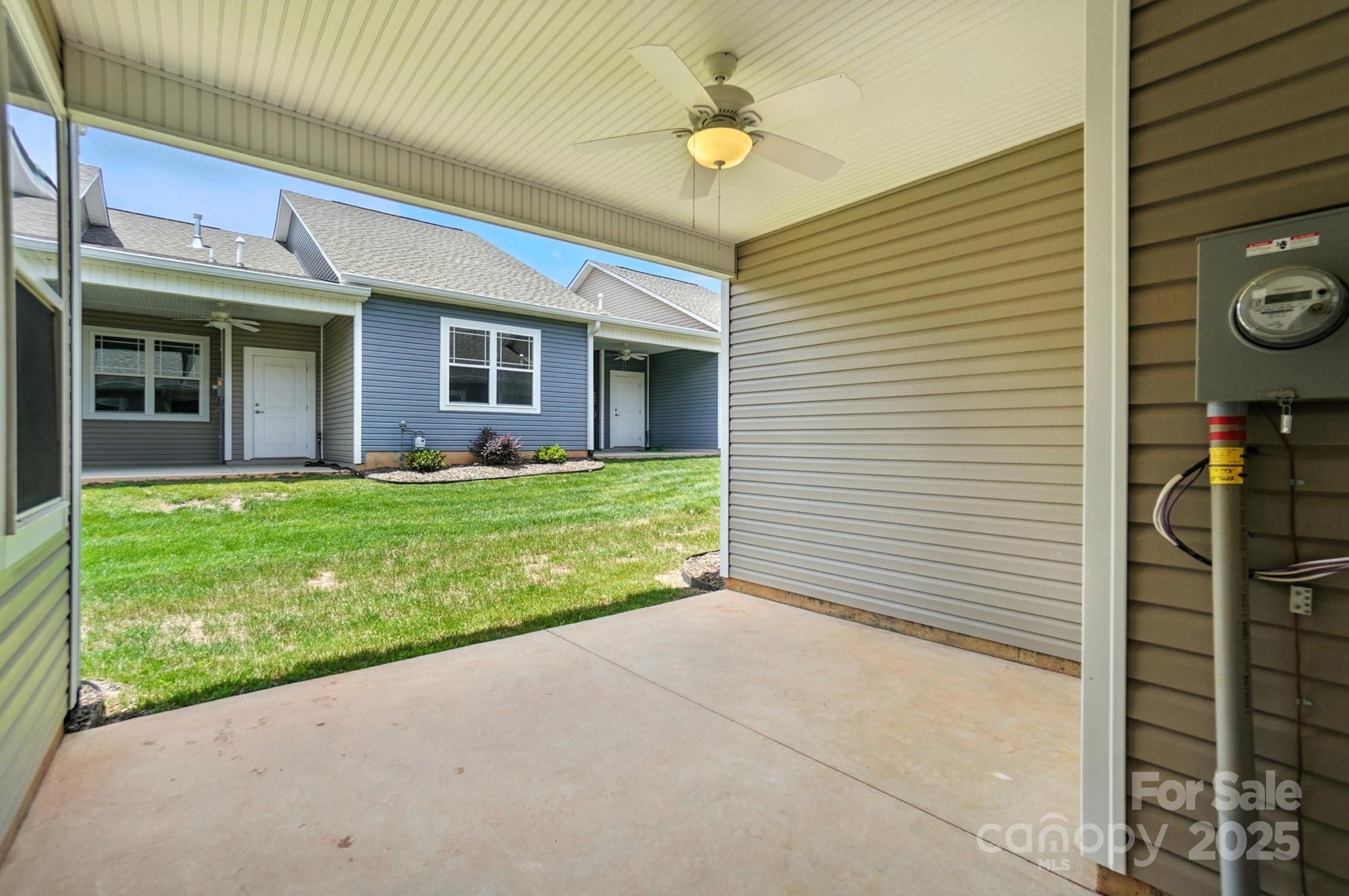 Townhouse at 1524 29th Street SE, Hickory, photo 37 of 41