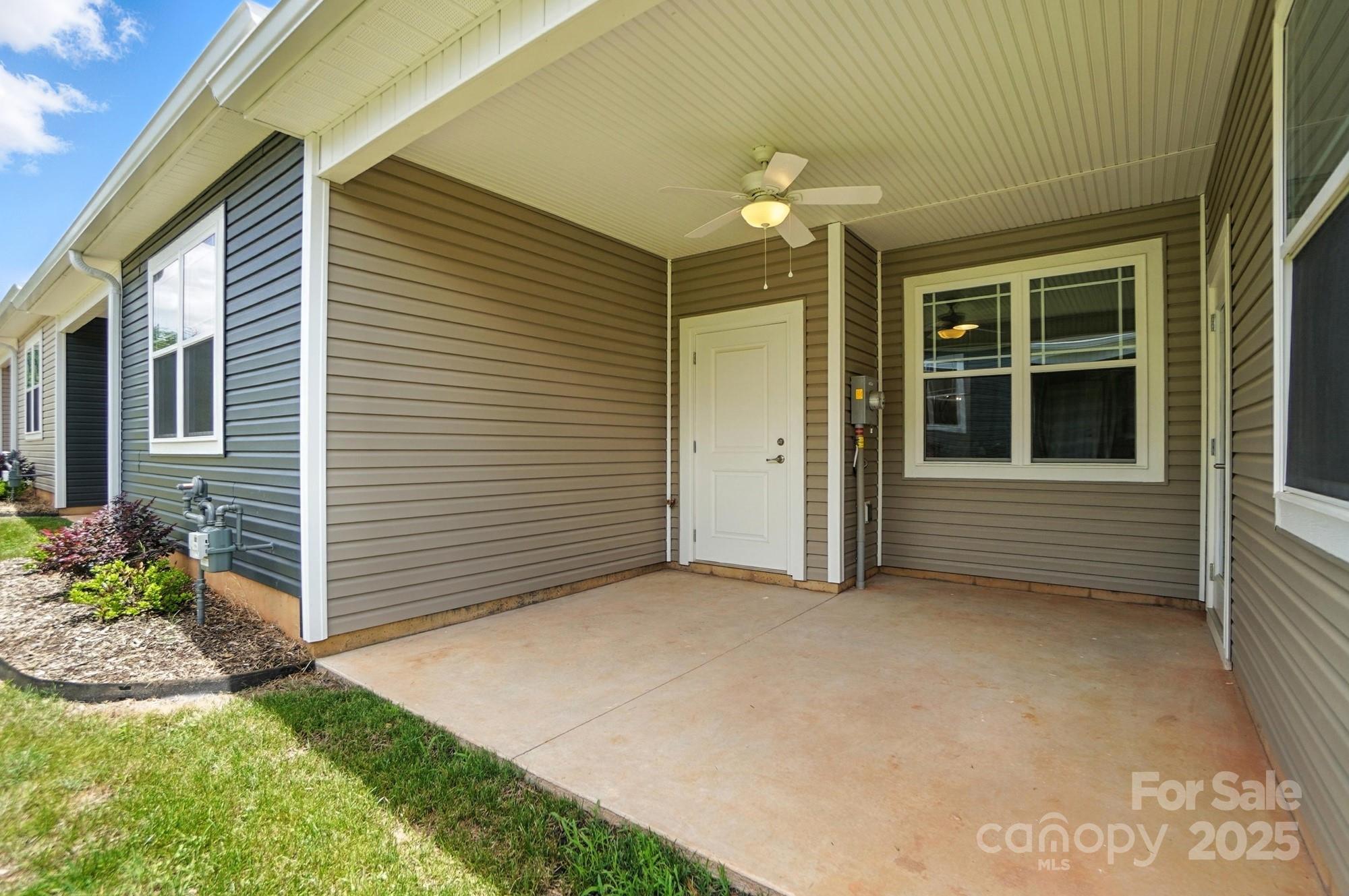 Townhouse at 1524 29th Street SE, Hickory, photo 39 of 41