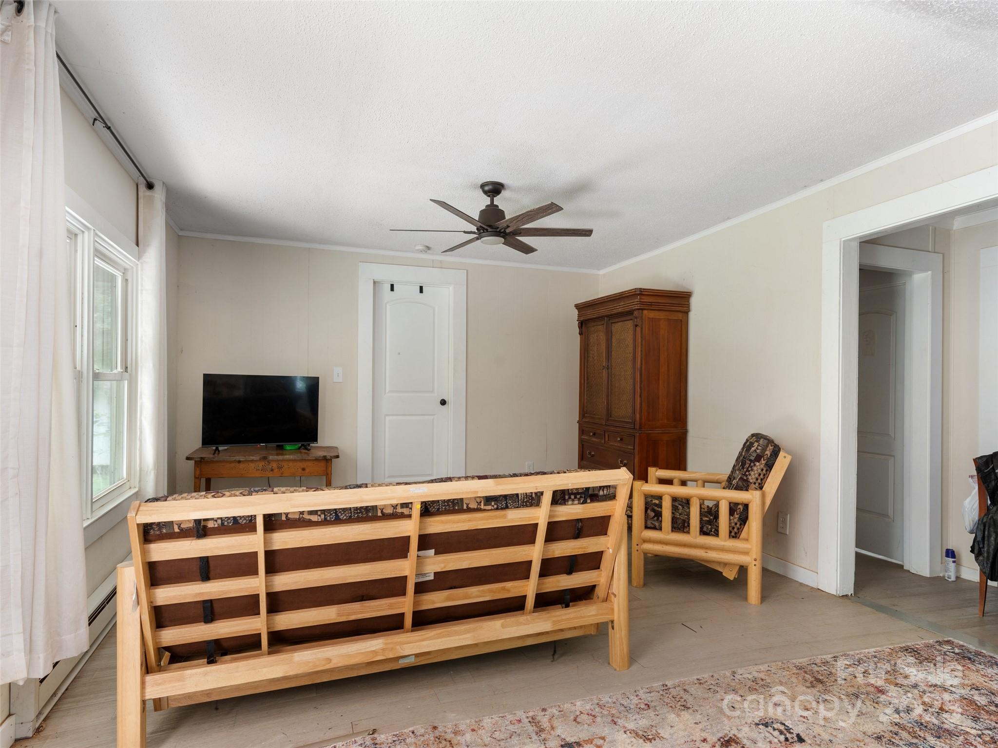 Single Family Residence at 1343 Solen Williams Road, Tryon, photo 6 of 17