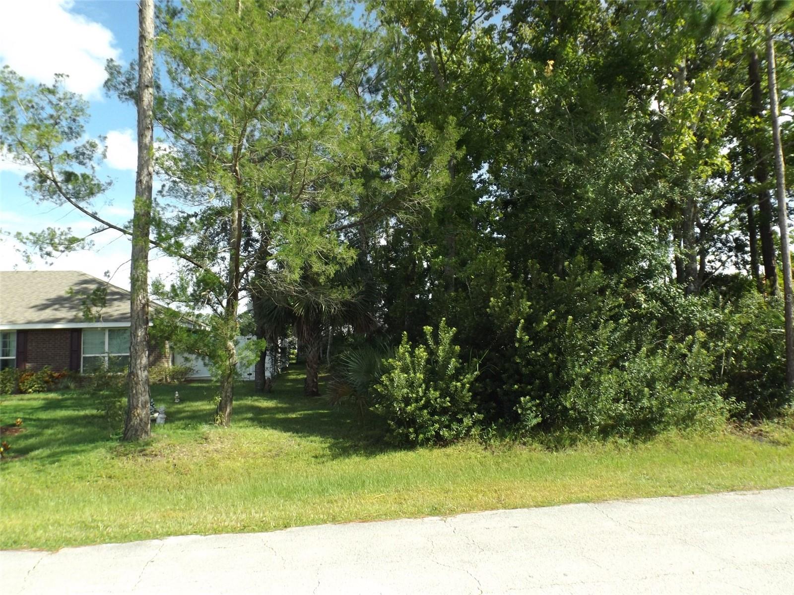 176 FRONTIER DR