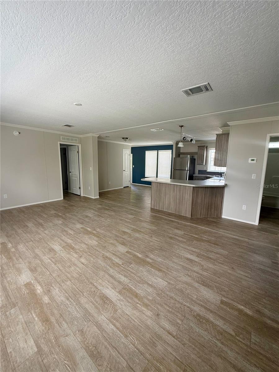 Manufactured Home at 37743 GEIGER RD, ZEPHYRHILLS, photo 13 of 21