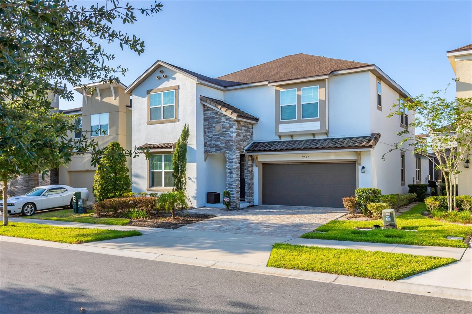 Single Family Residence at 9032 FLAMINGO KEY WAY, KISSIMMEE, photo 2 of 99