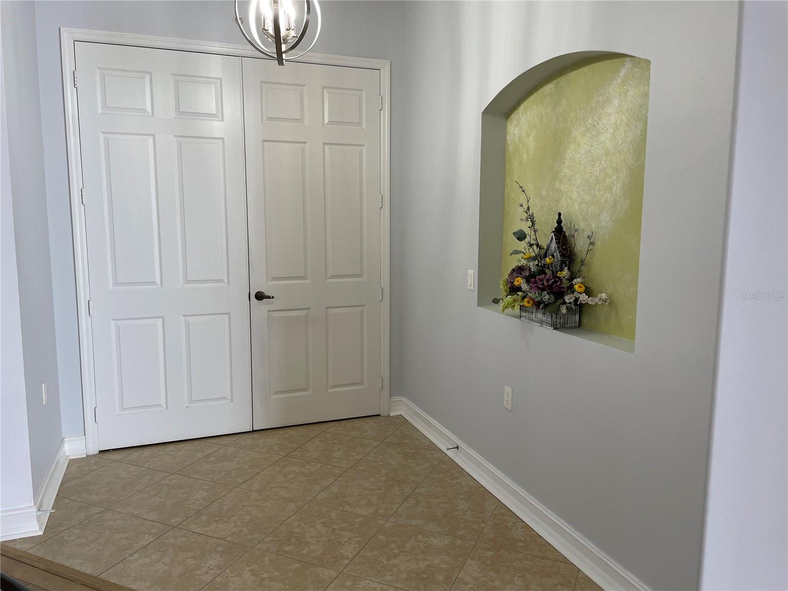 Looking back to closed foyer - 85 VIVANTE BLVD #8534, PUNTA GORDA