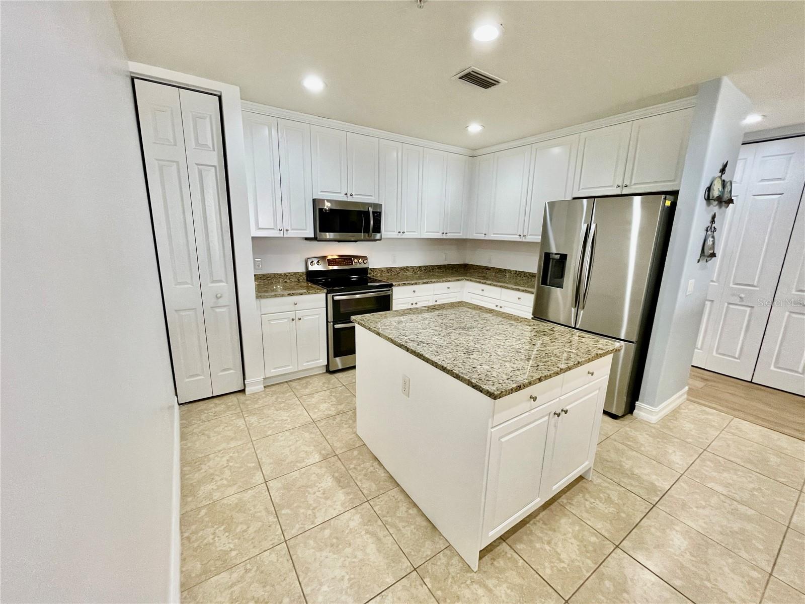 Condominium at 85 VIVANTE BLVD #8534, PUNTA GORDA, photo 36 of 83