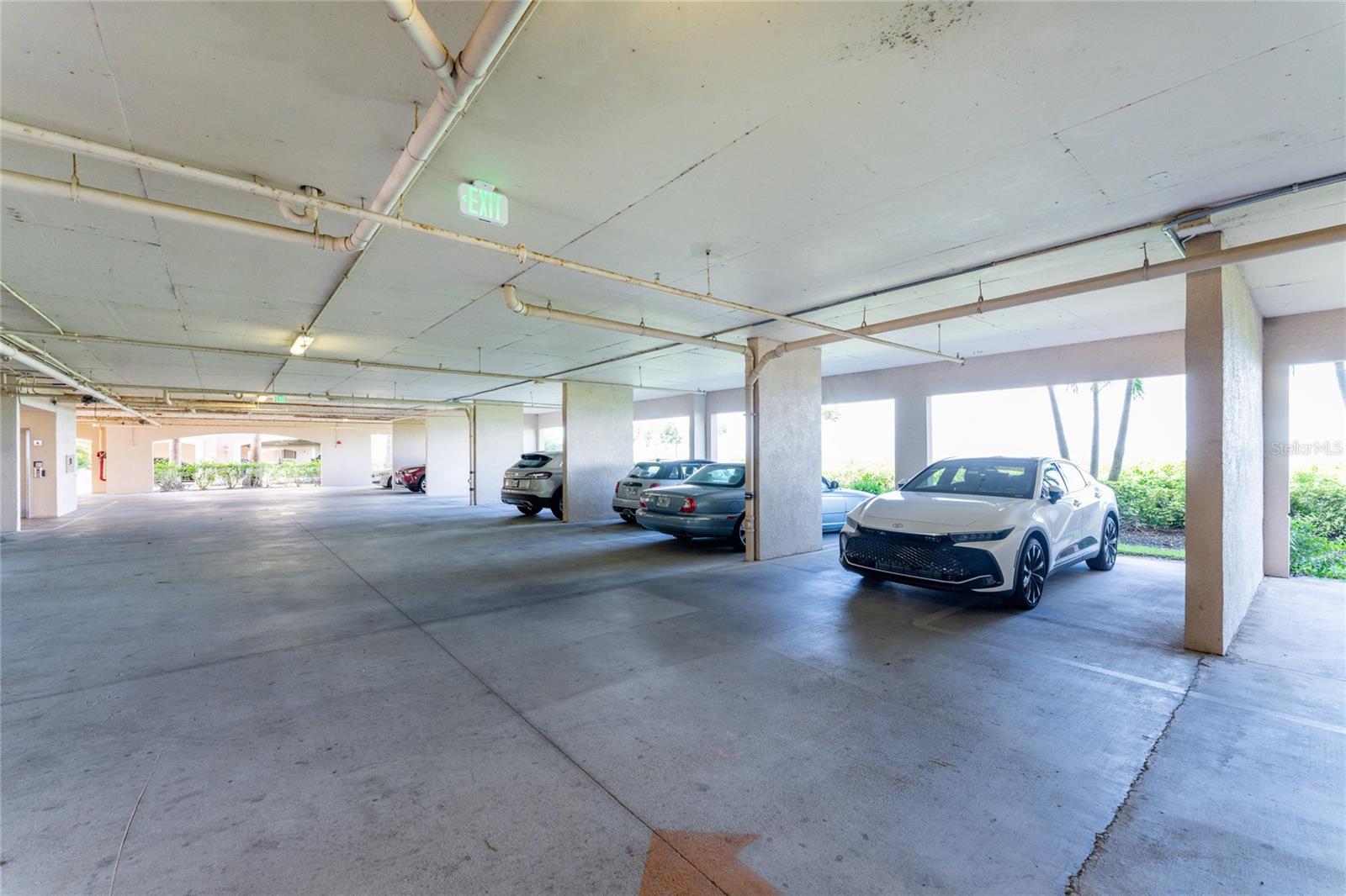 Under building garage - 85 VIVANTE BLVD #8534, PUNTA GORDA
