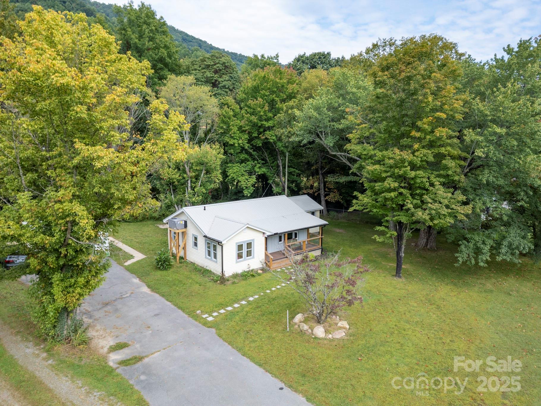 Single Family Residence at 1808 Allens Creek Road, Waynesville, photo 18 of 45