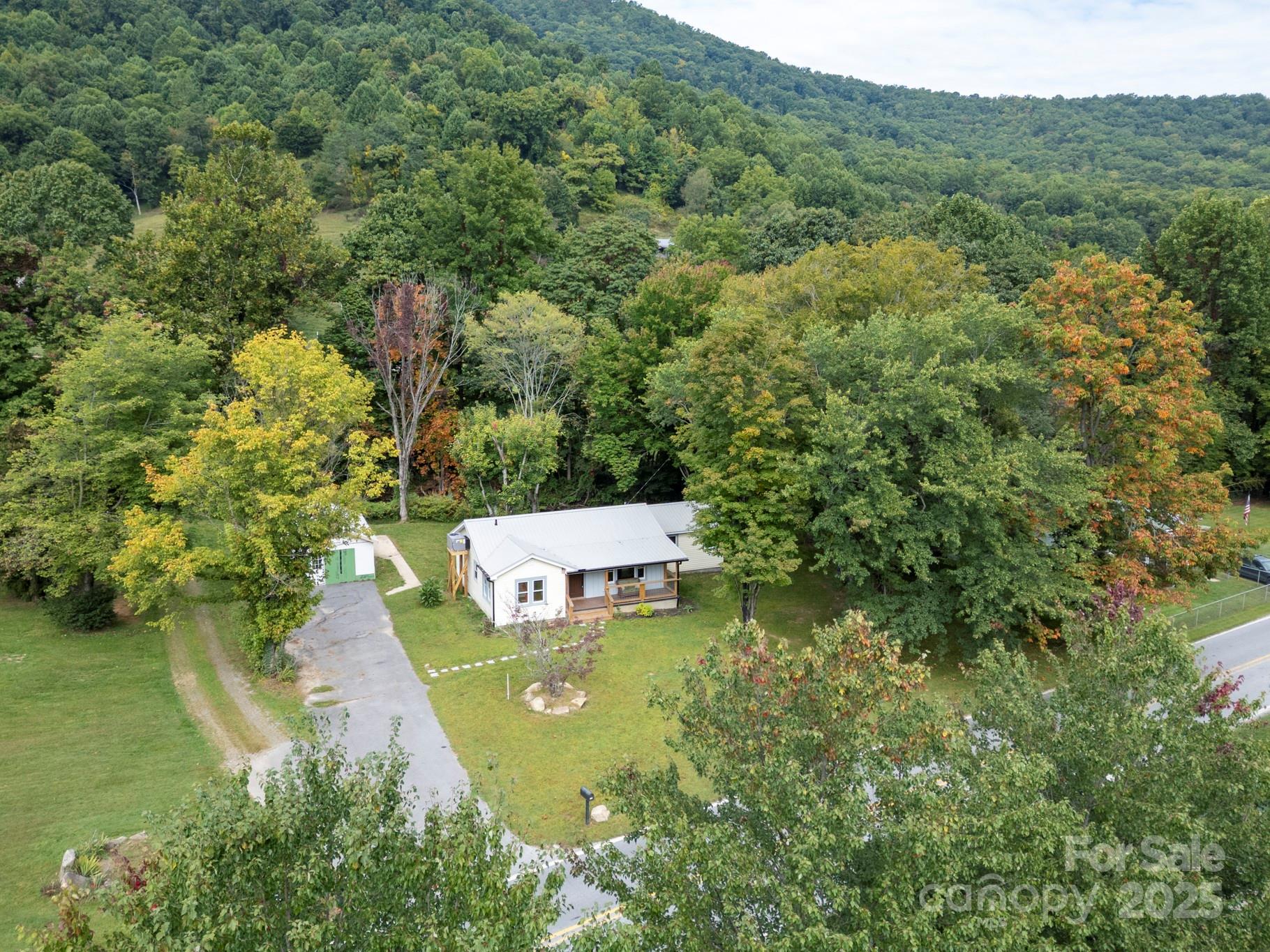 Single Family Residence at 1808 Allens Creek Road, Waynesville, photo 19 of 45