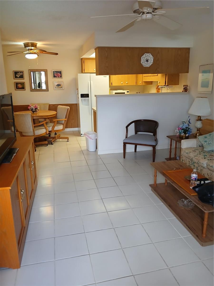 LIVING ROOM - 6050 CHESHAM DR #3, NEW PORT RICHEY