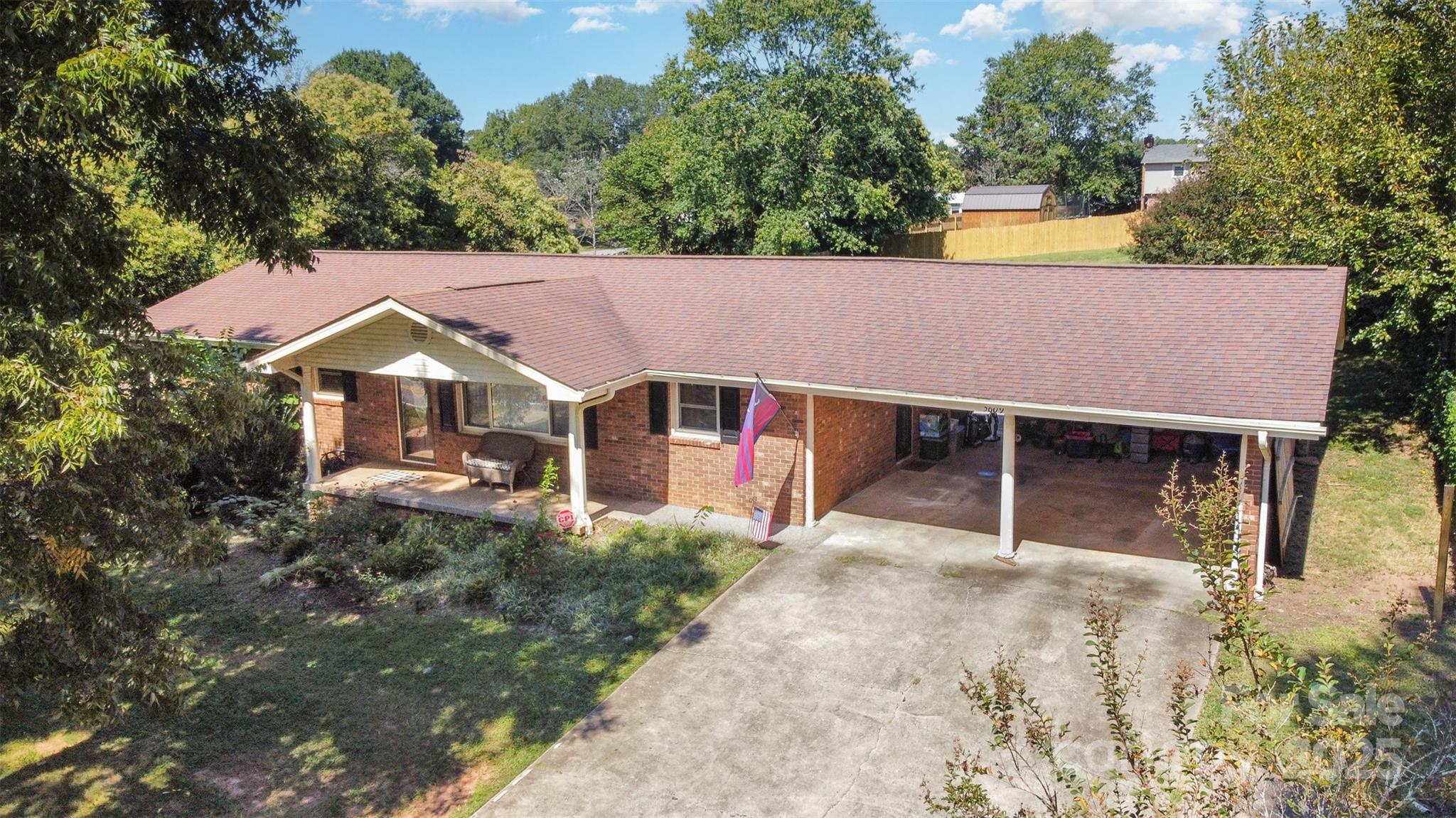 Single Family Residence at 5609 Grace Chapel Road, Hickory, photo 2 of 29