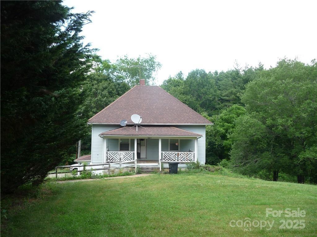 Back of 236 Triad - 18, 40, 90 Glade Valley Church Road, Glade Valley