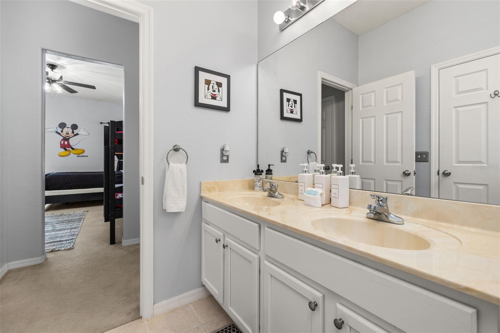 bathroom 1, connects to in law suite/first floor - 2663 SAND HILL POINT CIR, DAVENPORT
