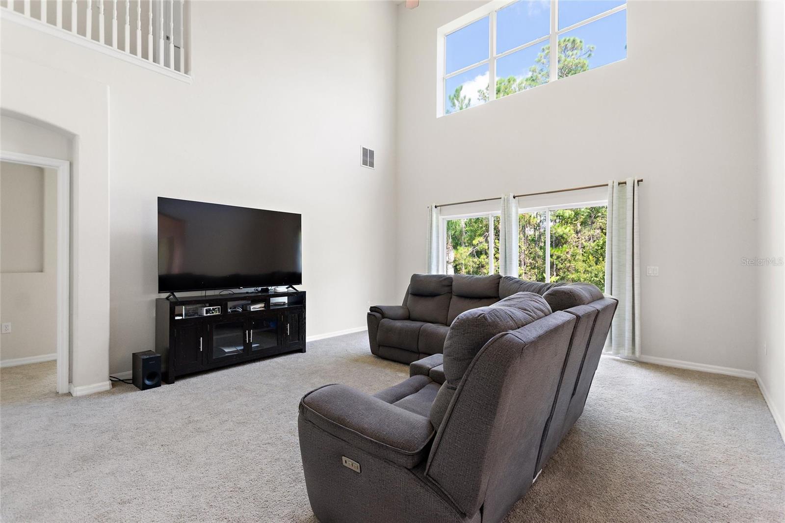 Single Family Residence at 4039 NAVIGATOR WAY, KISSIMMEE, photo 2 of 55