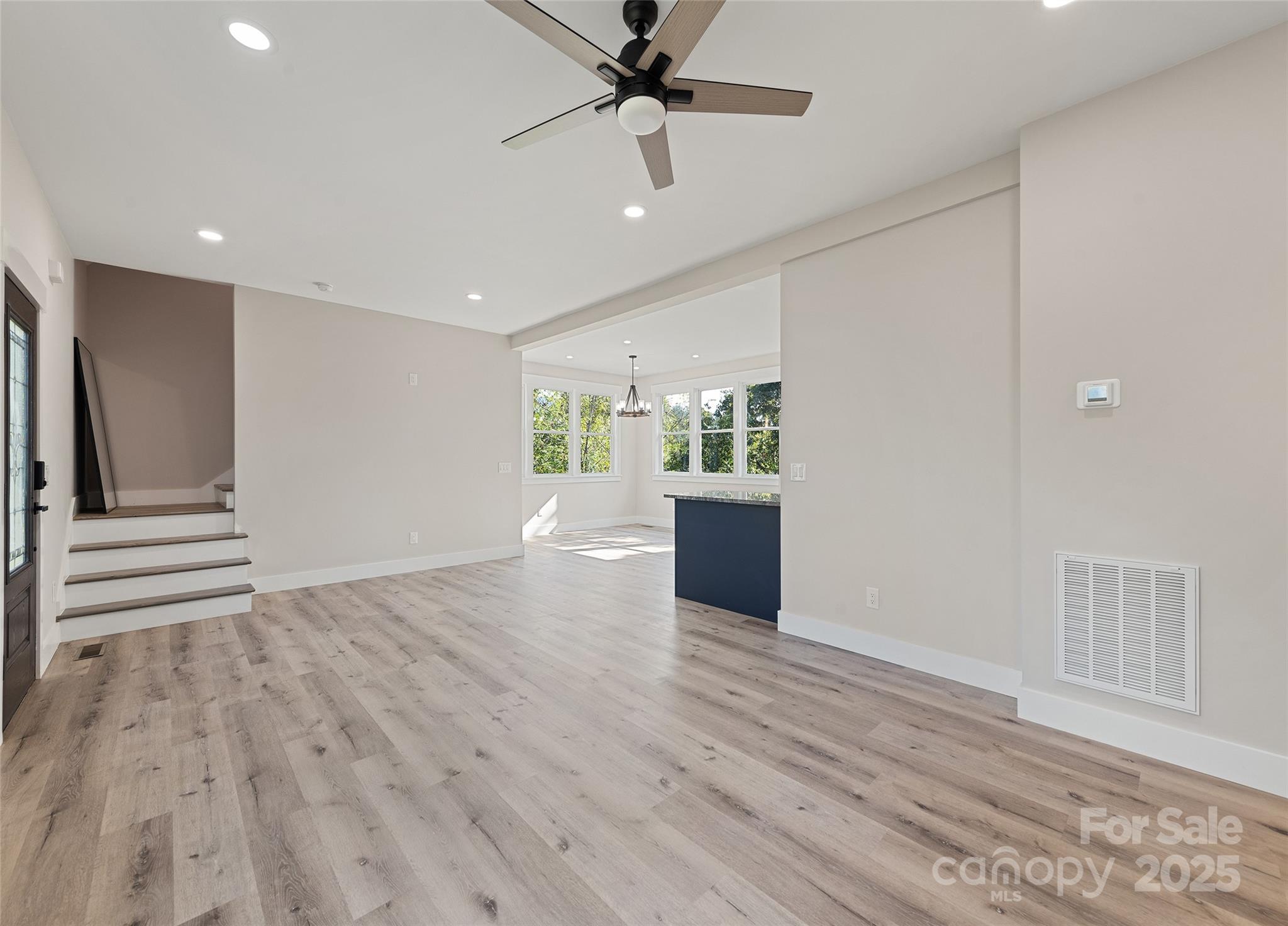 Living - 148 Amblers Knoll Road, Weaverville