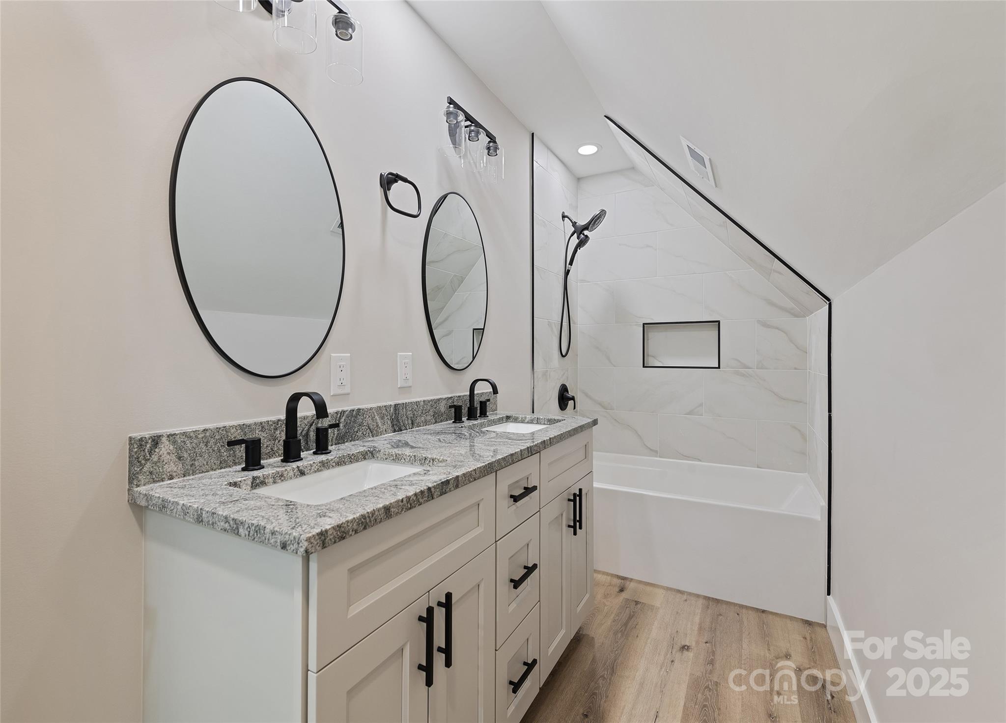 Primary Bathroom Two - 148 Amblers Knoll Road, Weaverville