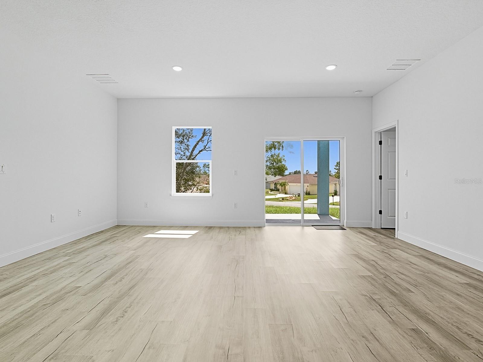 Single Family Residence at 13322 SW 85 CIR, OCALA, photo 11 of 35