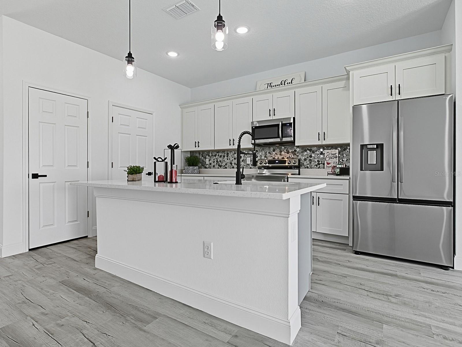 Single Family Residence at 13322 SW 85 CIR, OCALA, photo 12 of 35