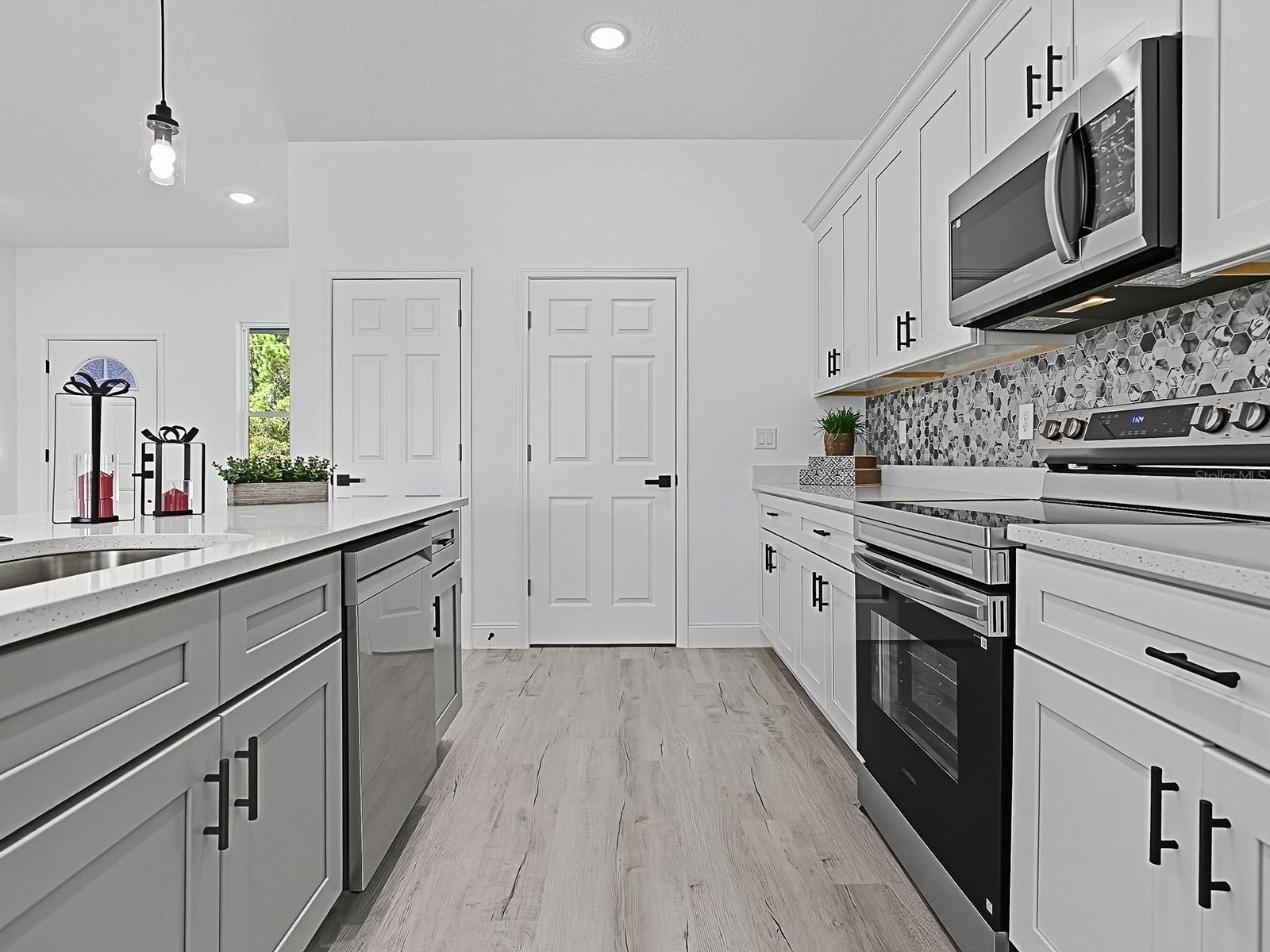 Single Family Residence at 13322 SW 85 CIR, OCALA, photo 20 of 35