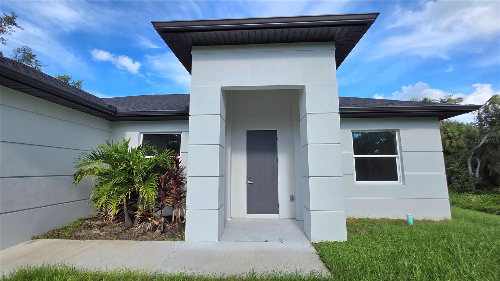 Single Family Residence at 286 KRIEGER ST, PORT CHARLOTTE, photo 3 of 19