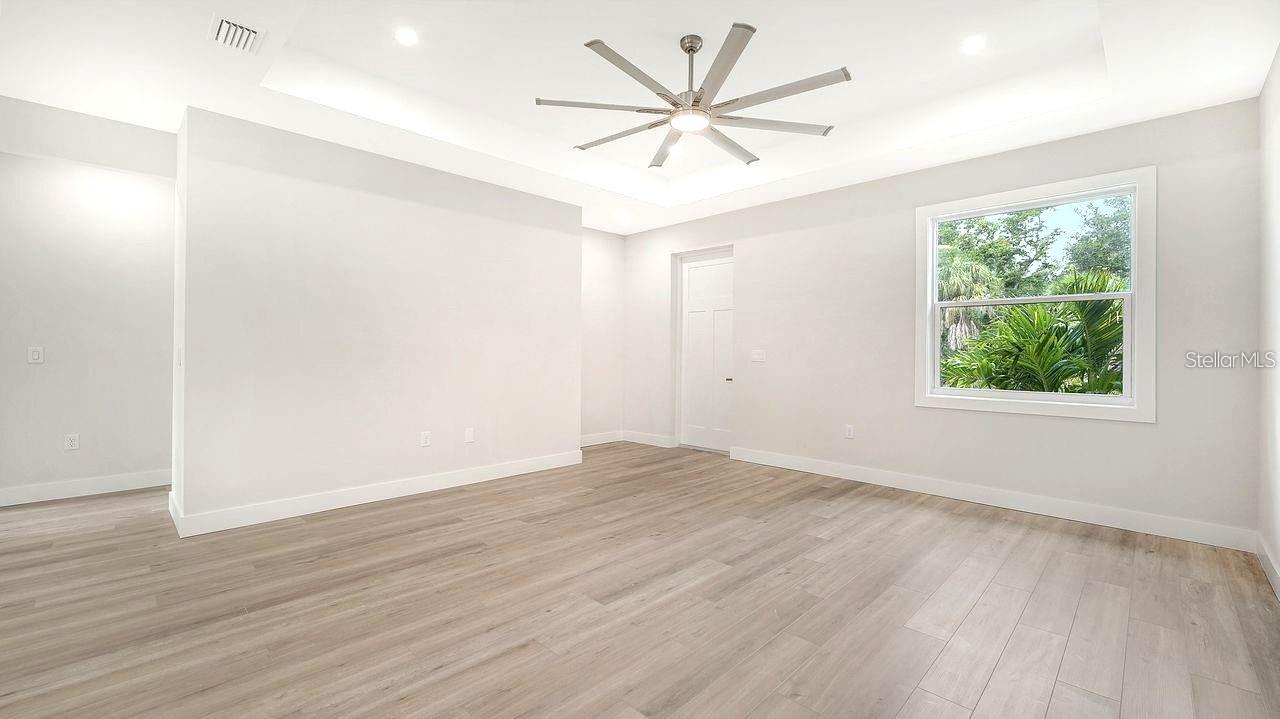 Single Family Residence at 286 KRIEGER ST, PORT CHARLOTTE, photo 6 of 19